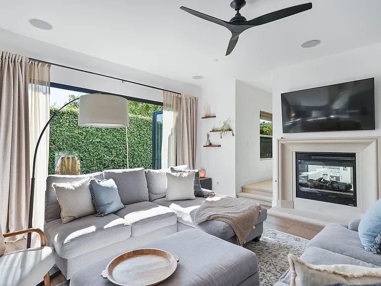 669 Calypso Pl — Photo 6