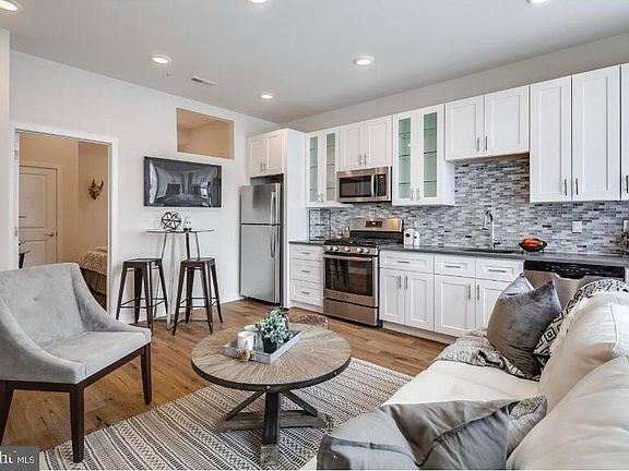 2nd image of 2529 Frankford Ave Floor 1