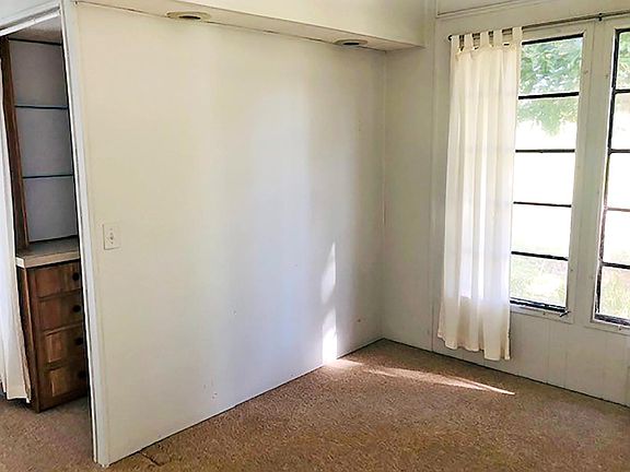 5th image of 3915 Santa Clara Ln #3915