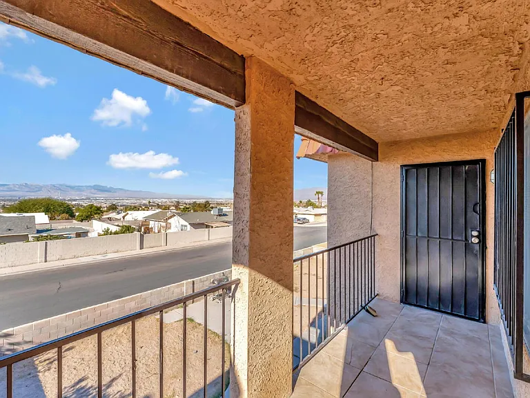 2257 Exeter Dr #D — Photo 7