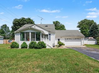 728 Ohio Ave, Fremont, MI 49412