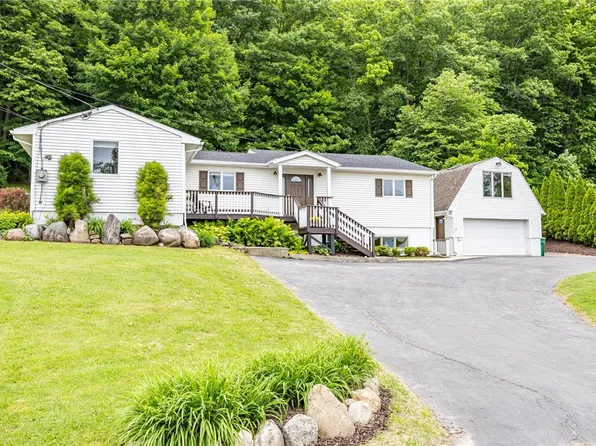 263 Victor Rd, Fairport, NY 14450