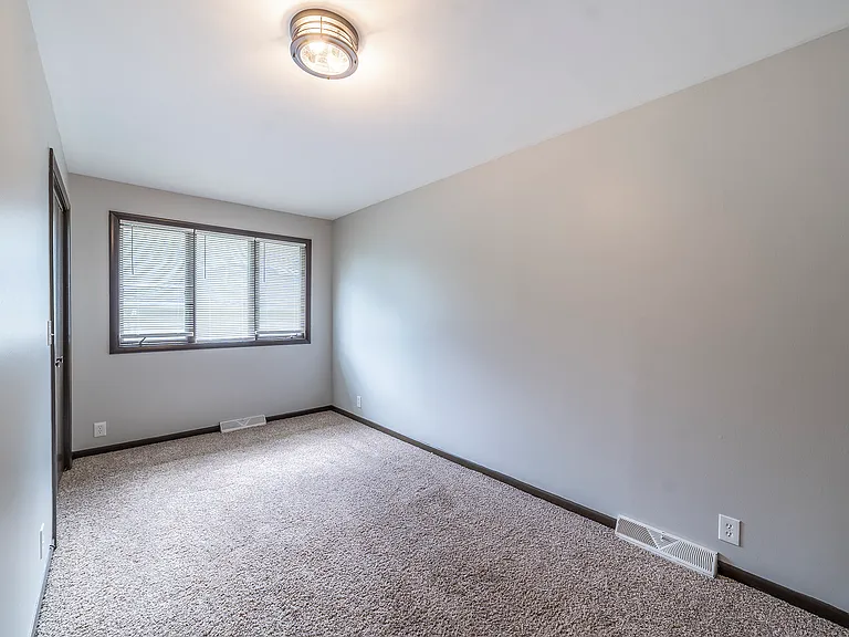 77 Joy St #77 — Photo 8