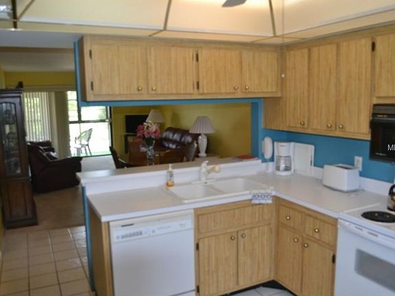 4th image of 131 E Cypress Ct