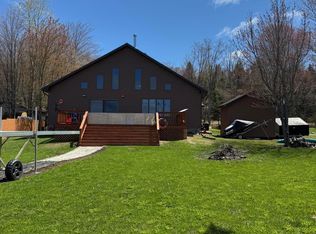 202 S Westshore Dr, Sault Sainte Marie, MI 49783