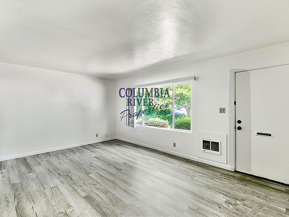 4th image of 1052 16th Ave