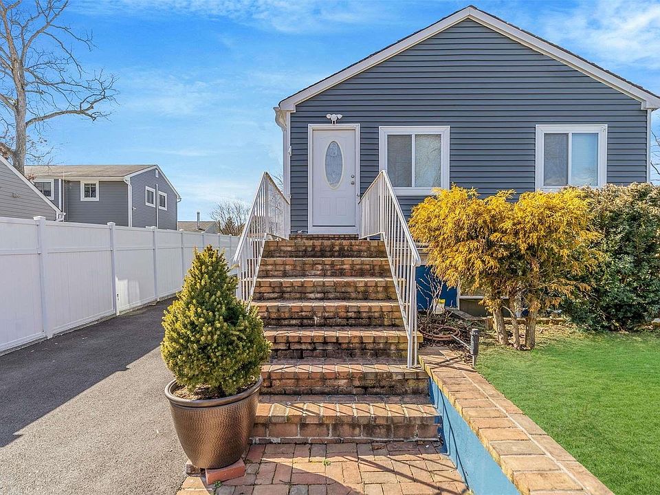 1st image of 30 Greenlawn Place