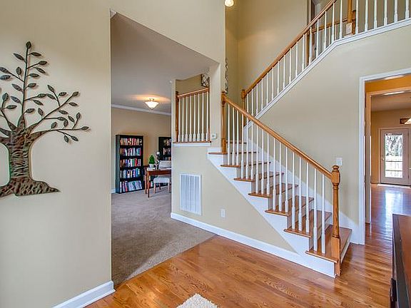 3rd image of 2700 Aston Woods Ln