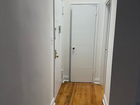 2nd image of 808 W End Ave APT 606