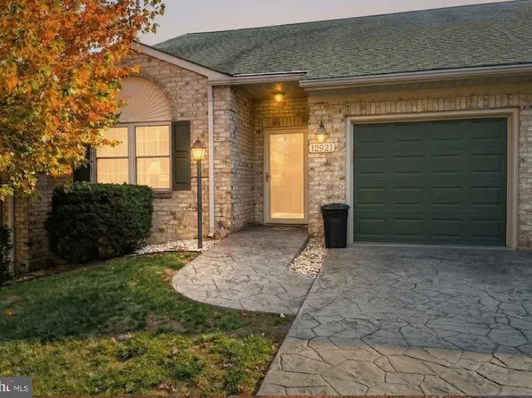 12921 Little Hayden Cir, Hagerstown, MD 21742