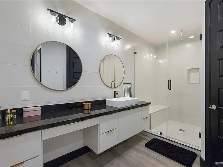 2202 Mirabelle St — Photo 12