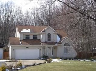 5194 Lear Nagle Rd, North Ridgeville, OH 44039