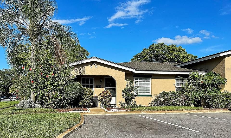 1st image of 211 ESPLANADE WAY #101