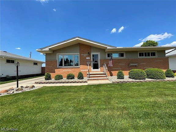 2nd image of 9720 Boundary Ln