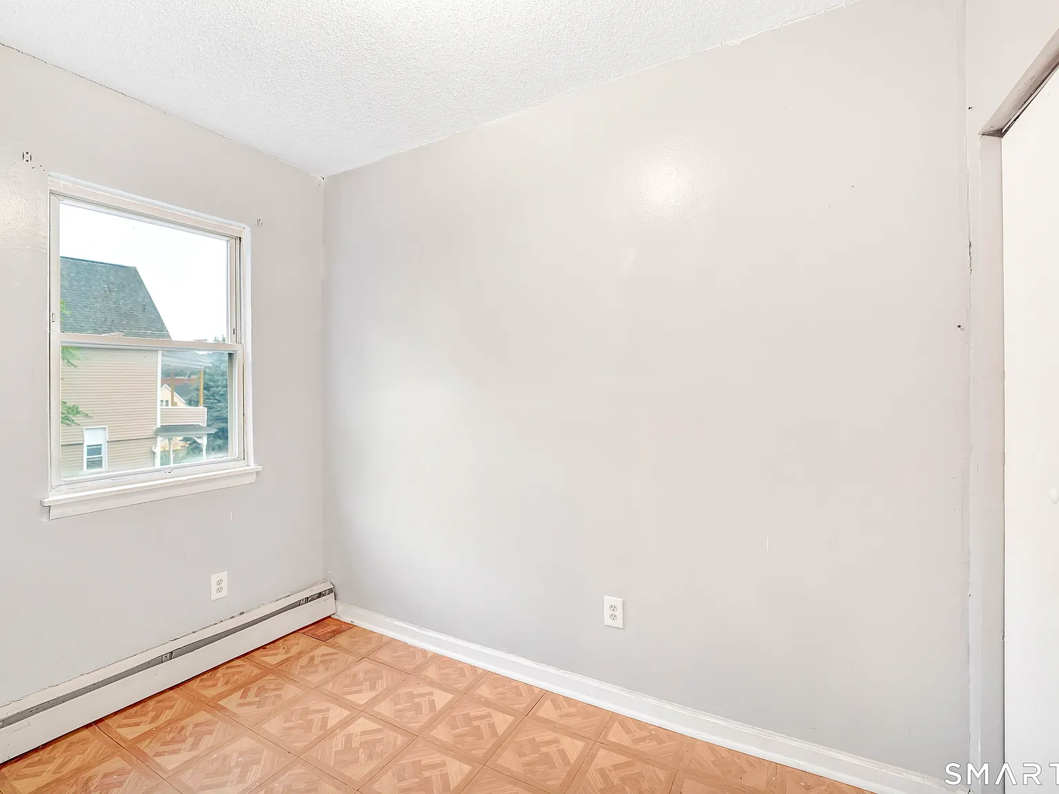 2 bed, 1.0 bath, 660 sqft, $1,150 — Photo 2