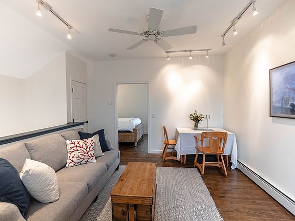 5th image of 470 Mitchells Ln #2