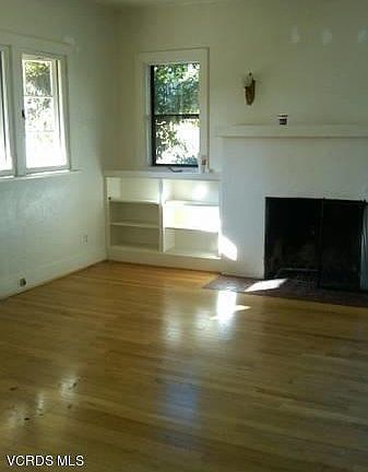 3rd image of 504 W Aliso St