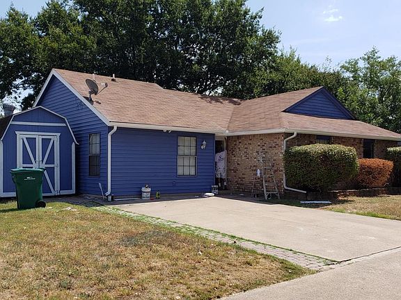 2nd image of 431 Vincent St