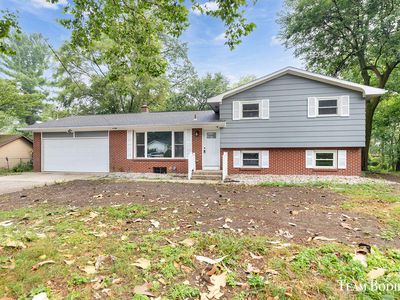 1479 Brookwood Ct SE, Kentwood, MI, 49508