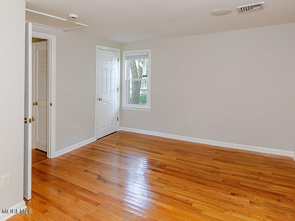 5th image of 2 Parmly St Unit B