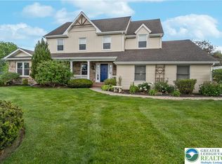 4050 Ascot Cir, Allentown, PA 18103