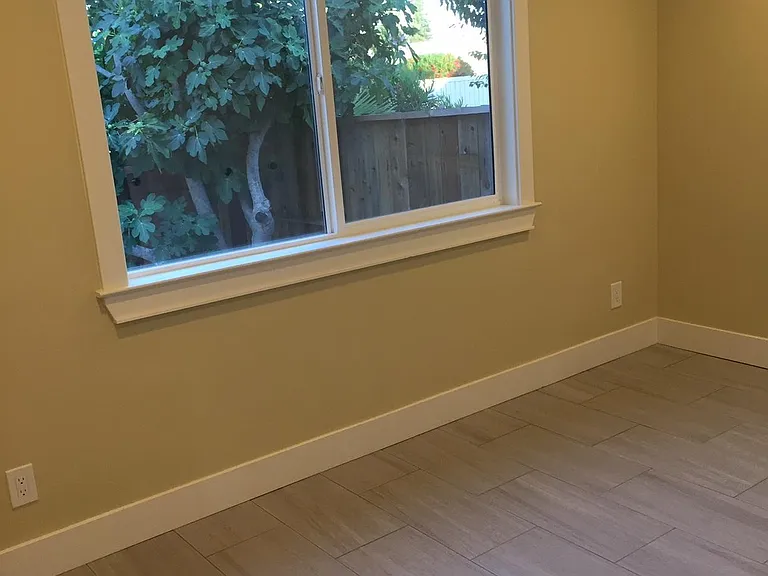 1407 Spruance Ct — Photo 9