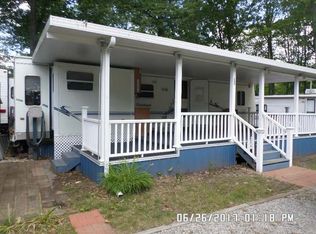 4950 N Sanford Lake Rd, Sanford, MI 48657