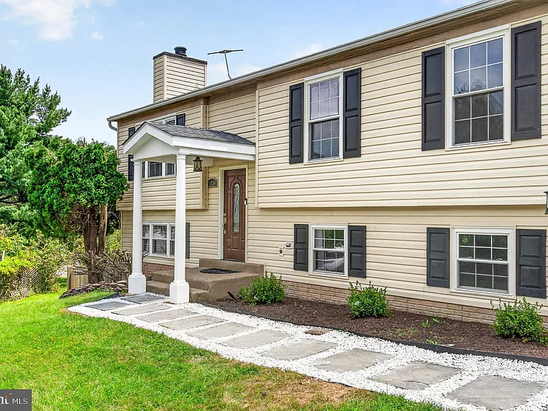 13296 Hollinger Ave — Photo 54