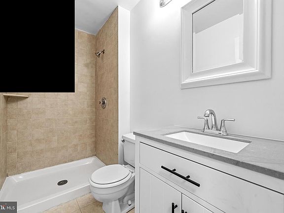 3rd image of 5 Normandy Square Ct #1-B