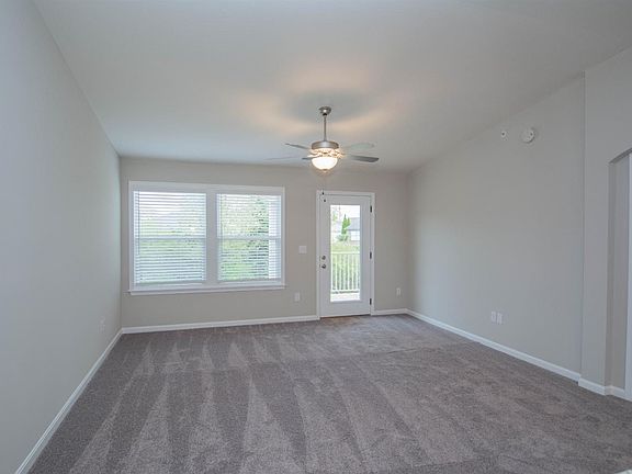 5th image of 66 Waterlily Dr #20303