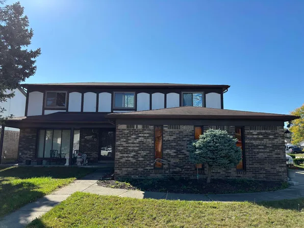 4622 Ardmore Dr, Sterling Heights, MI 48310