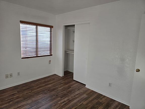 4th image of 9805 E Knowles Ave