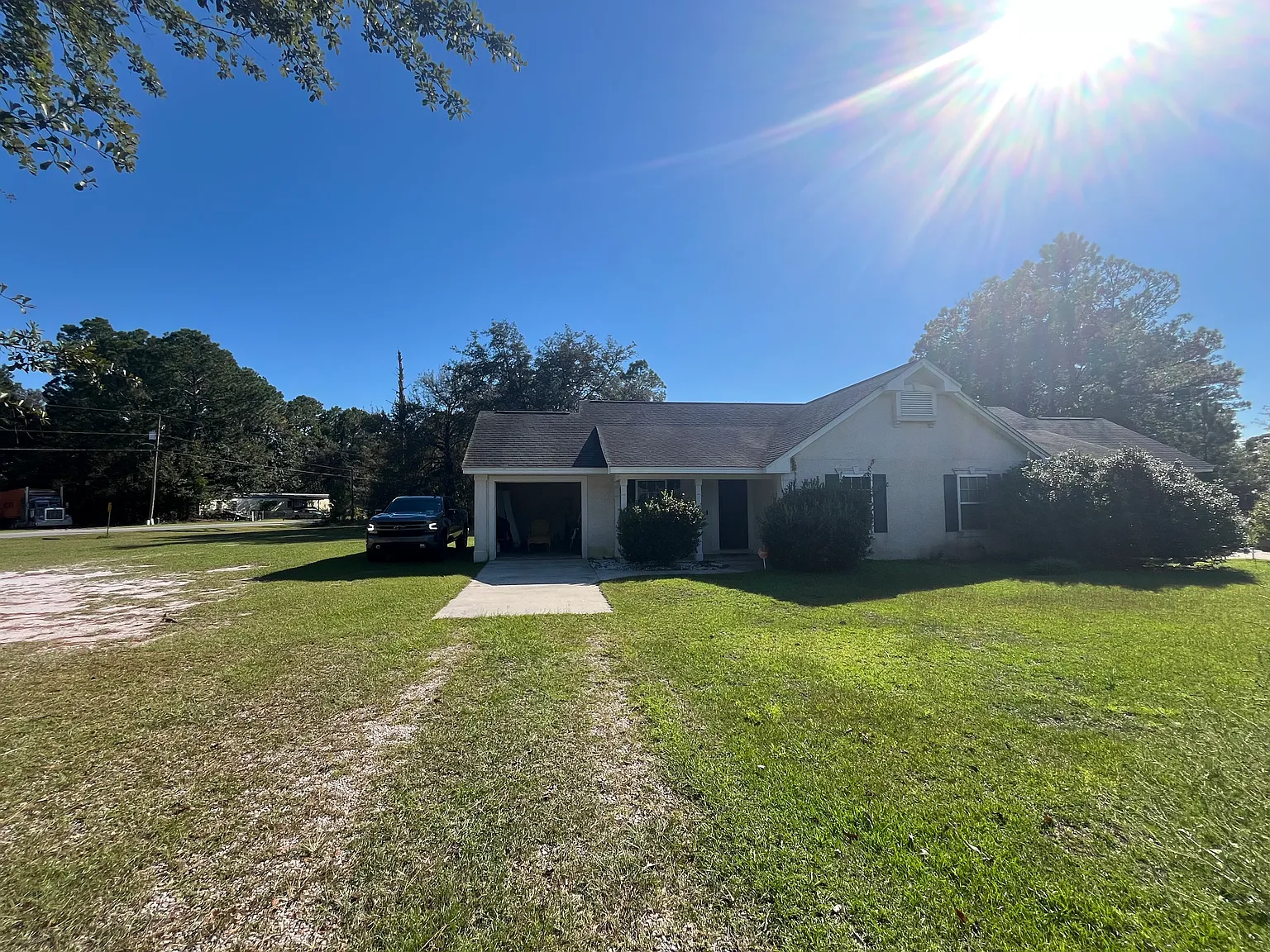 2 bed, 900 sqft, $1,600 — Photo 1