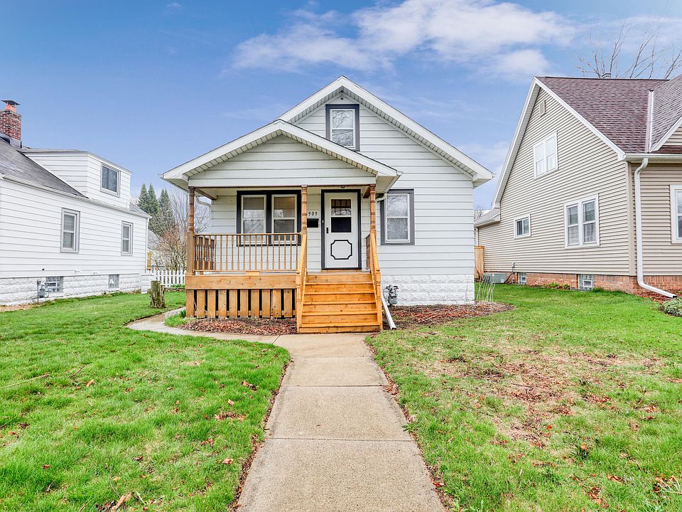 1st image of 3909 E Allerton Ave