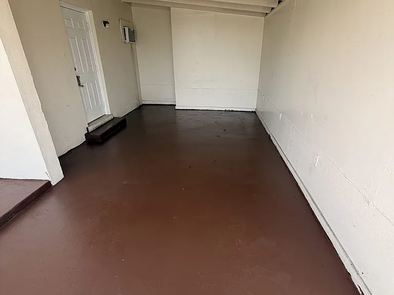 22138 Belinda Ave — Photo 2