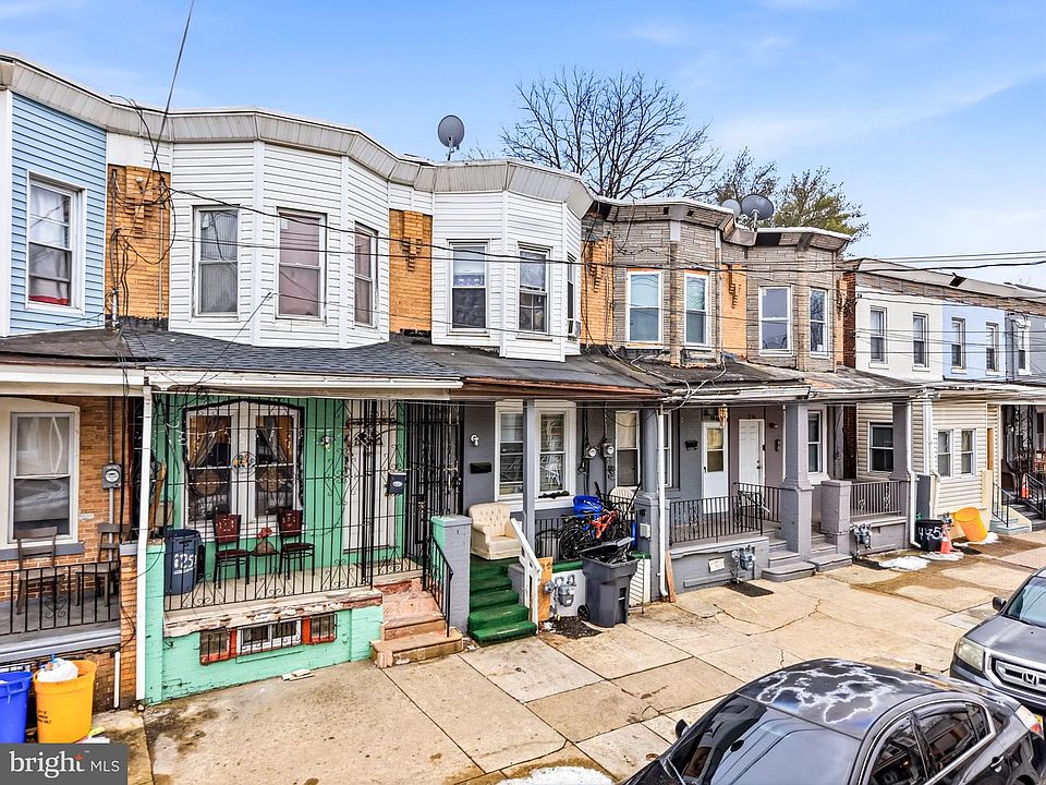 2nd image of 1246 Everett St