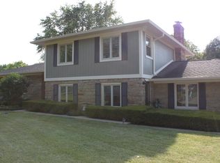6404 Meridian Woods Blvd, Indianapolis, IN