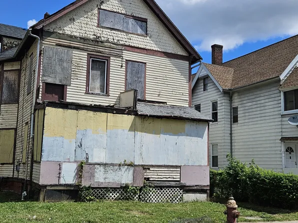 98-100 Whitmore Street, Hartford, CT 06114