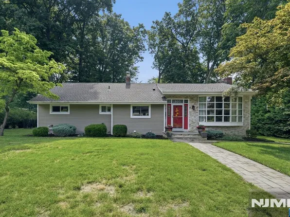105 Winthrop Road, Hillsdale, NJ 07642