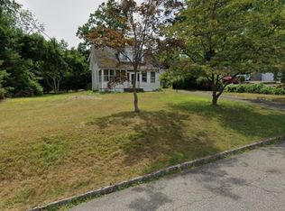 31 Farview Ave, Cedar Knolls, NJ 07927