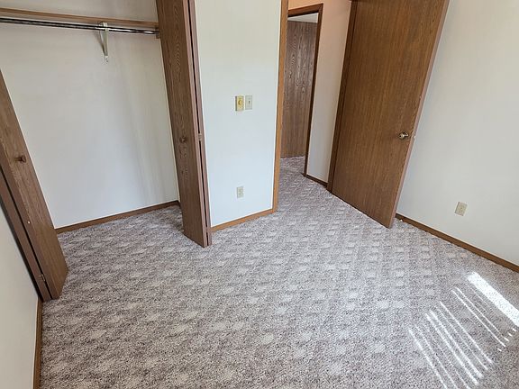 2nd image of 1075 4th St NE #092db4e2d