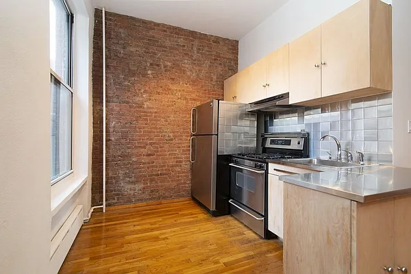 Rented by REAL New York | media 2