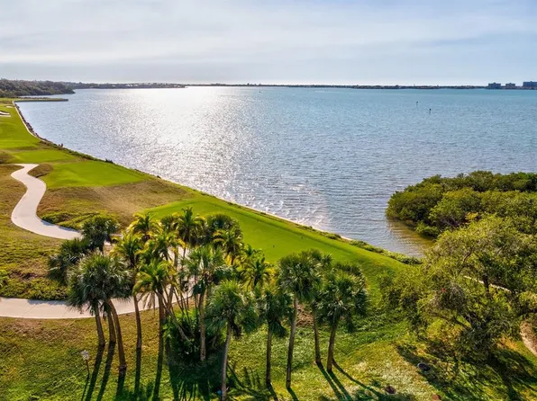 4 Belleview Blvd APT 804, Belleair, FL 33756