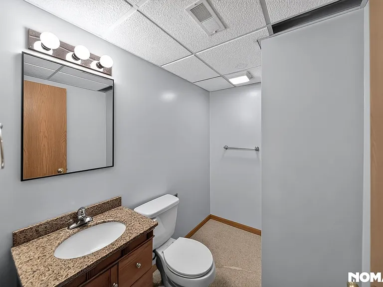 908 Newport Blvd — Photo 21