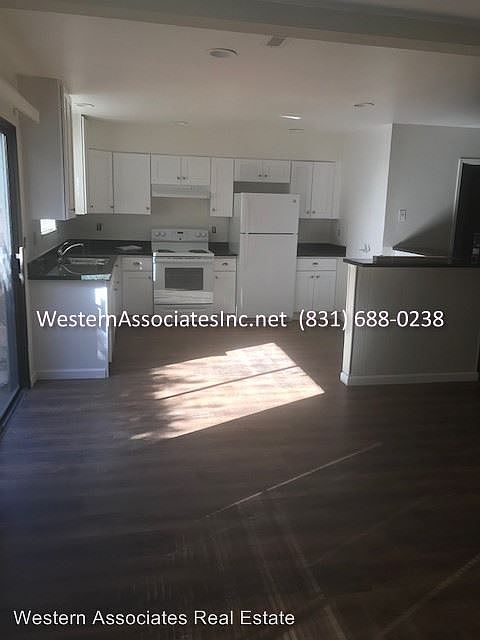 1st image of 2872 Park Ave APT C