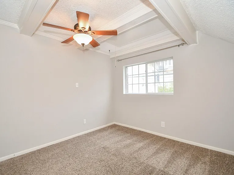 3010 Helena St — Photo 21
