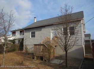 15 Holly Creek Ln, Toms River, NJ 08753