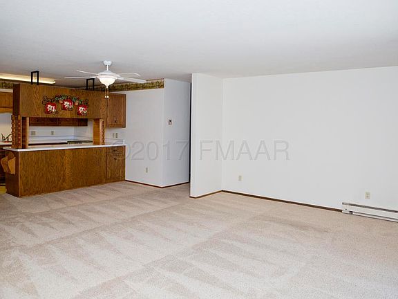 5th image of 525 6th Ave W APT 3