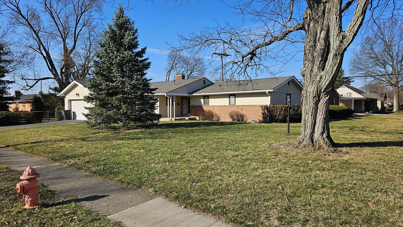 2555 Stafford Pl photo 1