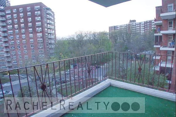 Rented by Rachel Realty | media 14